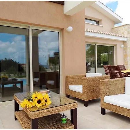 Villa Paradise Latchi Polis