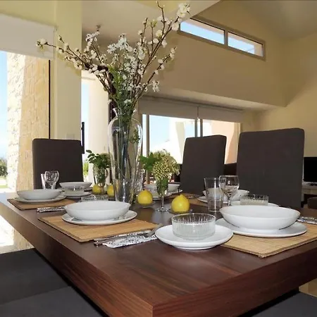 Paradise Latchi 빌라