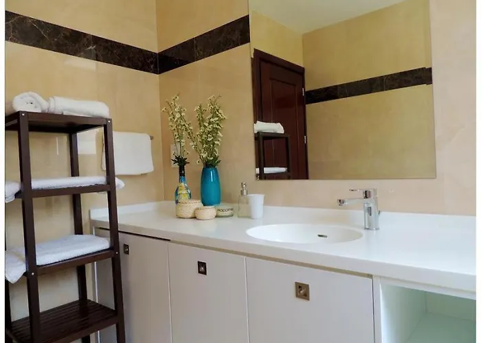 Paradise Latchi Vila