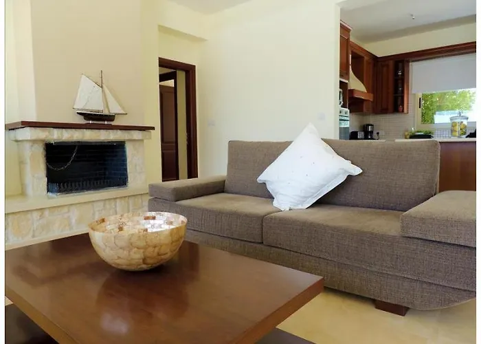 Vila Paradise Latchi